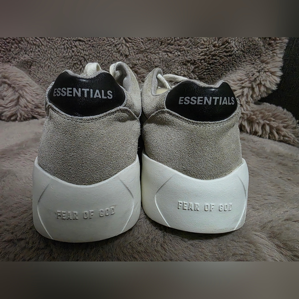 Fear Of God Essentials Distance Runner - Picture 3 of 9